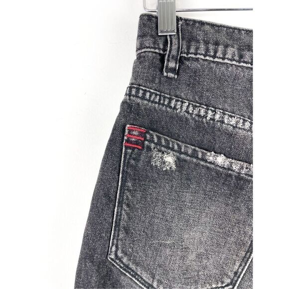 UO BDG Mom High Rise Shorts Black Distressed Cuffed Size 24 W - Picture 4 of 10